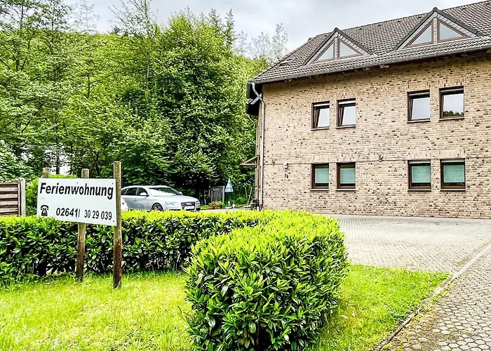 アパート Ferienapartments Adenau-2 By Interhome *